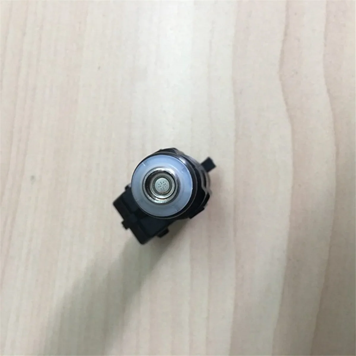 0280156403 Fuel Injector Car Accessories for GOLF SAVERIO SPACEFOX VOYAGE CROSSFOX 1.6T 032906031R