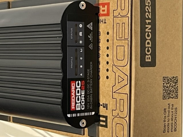 Redarc BCDC CORE IN-CABIN 25 amp DC BATTERY CHARGER BCDCN1225 with Fuse Kit