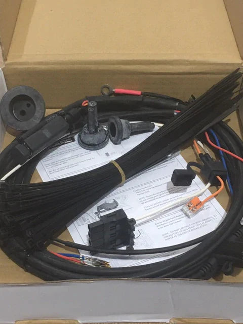 REDARC Tow-Pro Wiring Kit for Colorado Hilux Isuzu Pajero Prado TPWKIT-013