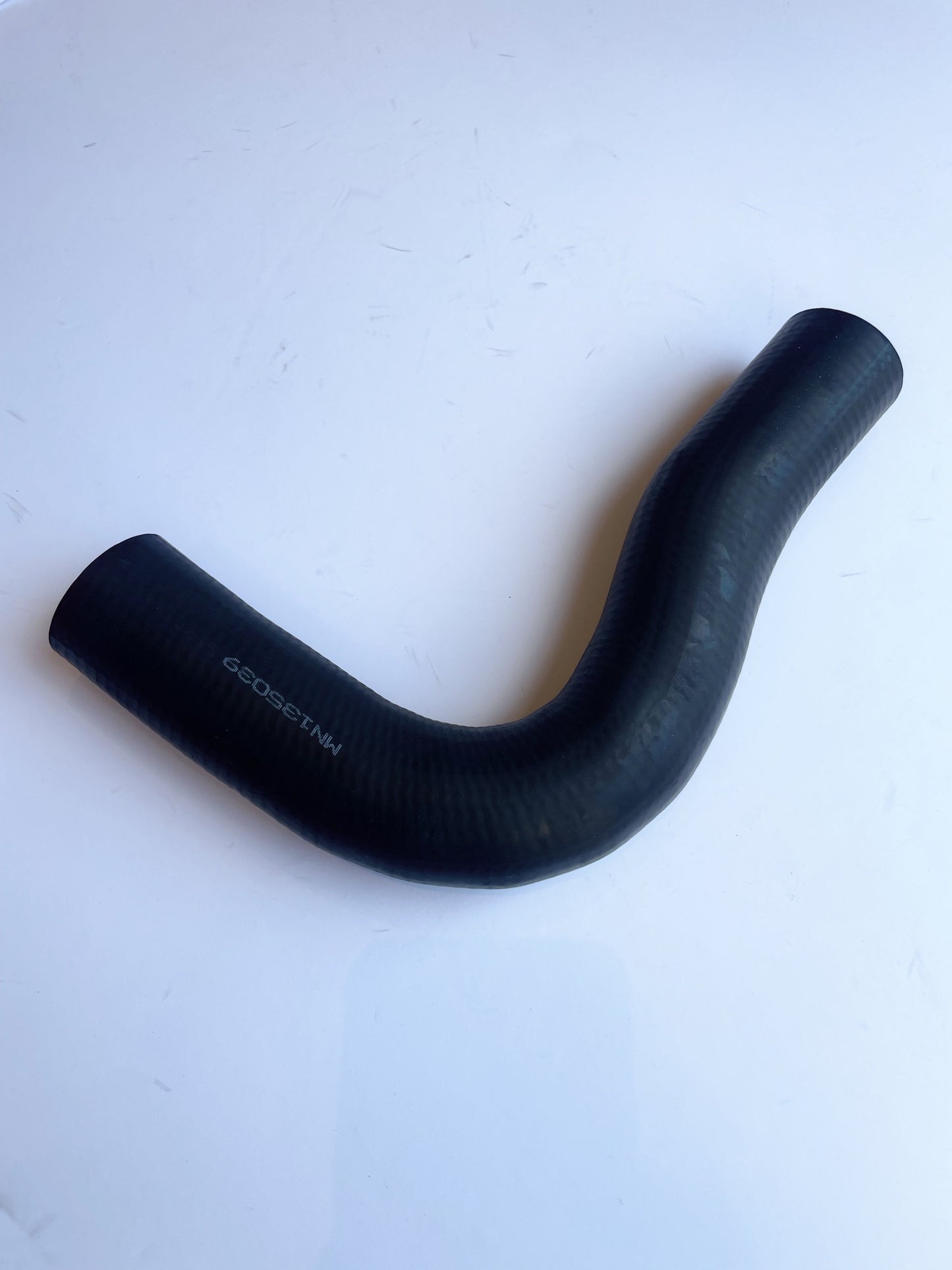 Upper Top Radiator Hose for Mitsubishi Triton MN ML 2005 - 2014 2.5 MN135039