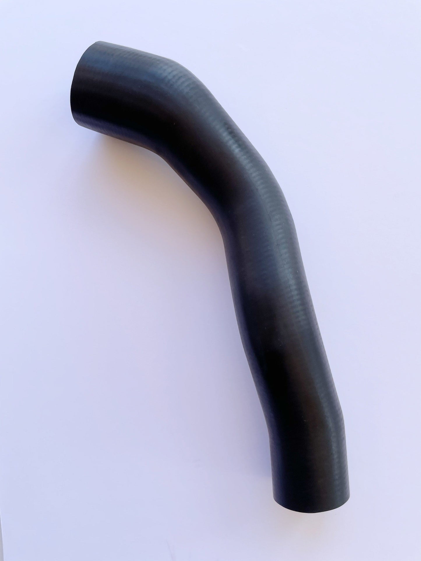 Diesel Throttle to Intercooler Air Hose for Mitsubishi Challenger PB PC 2.5 3.2