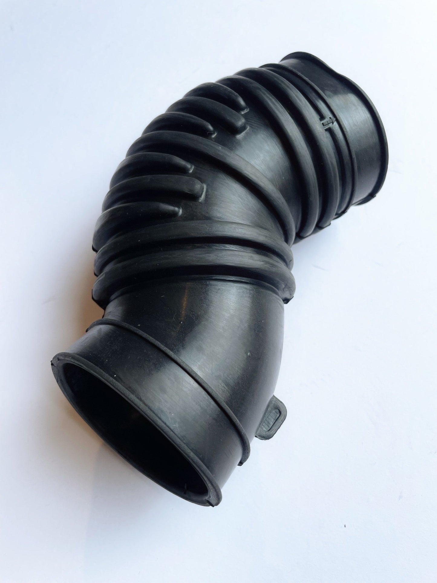 Air Intake Hose for Toyota Hilux KZN165 KZN190 3.0L 1KZ TE Turbo Diesel 17881-67100