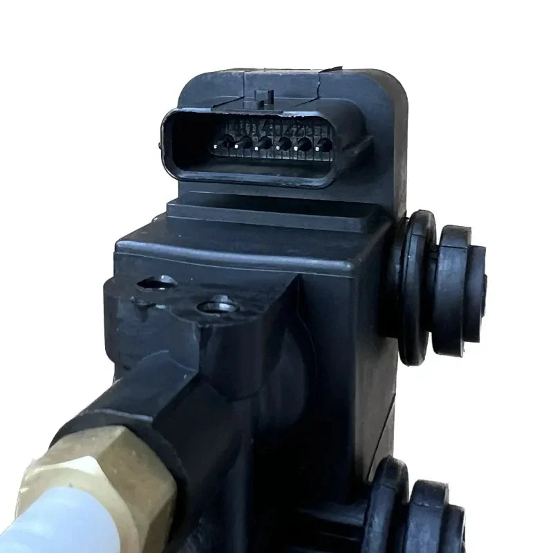 Air Suspension Pump Solenoid Valve Block Leveling Valve Parts For Range Rover Sport L494 Defender L663 LR037081 LR070245