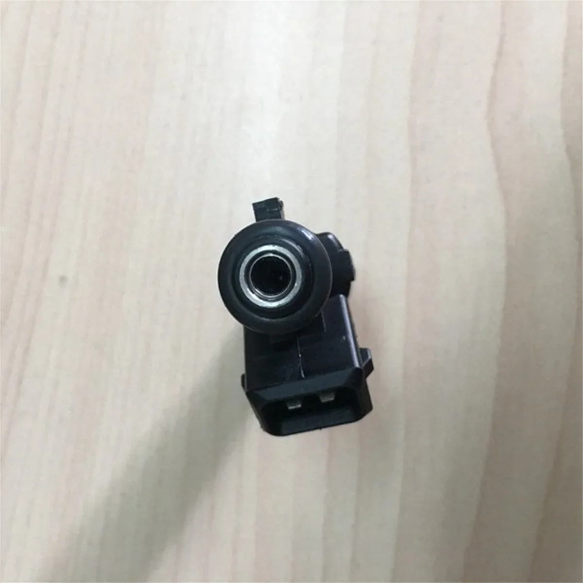 0280156403 Fuel Injector Car Accessories for GOLF SAVERIO SPACEFOX VOYAGE CROSSFOX 1.6T 032906031R