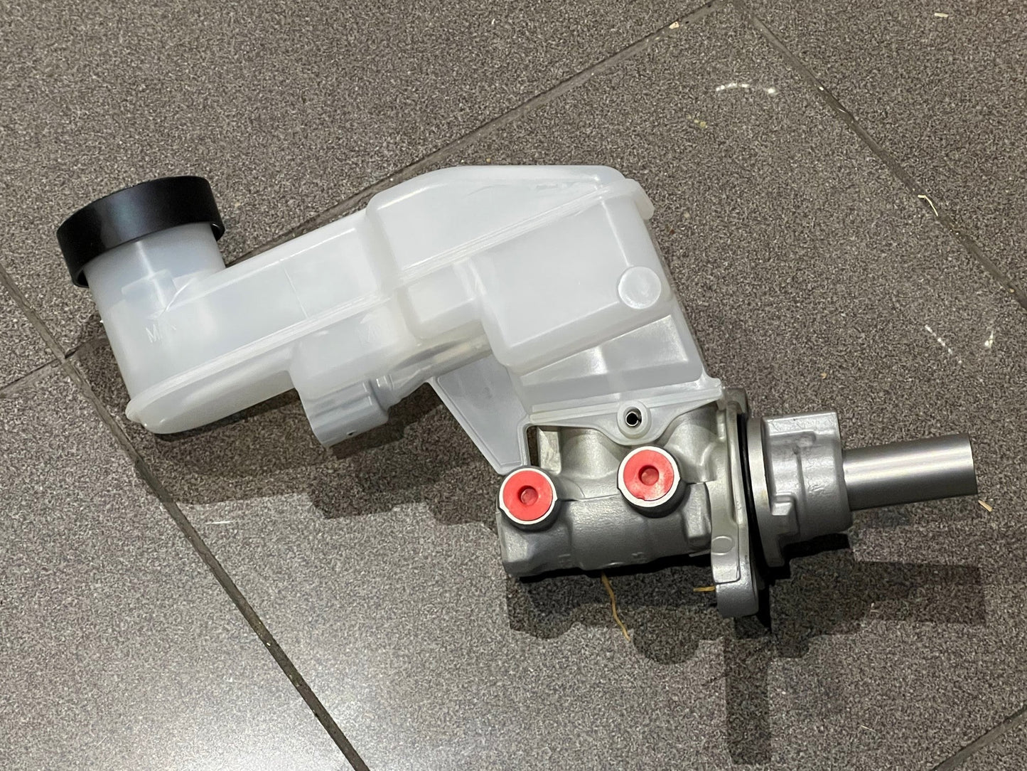 Brake Master Cylinder for Toyota Yaris 2005 - 2012 JB10195 F026A06903