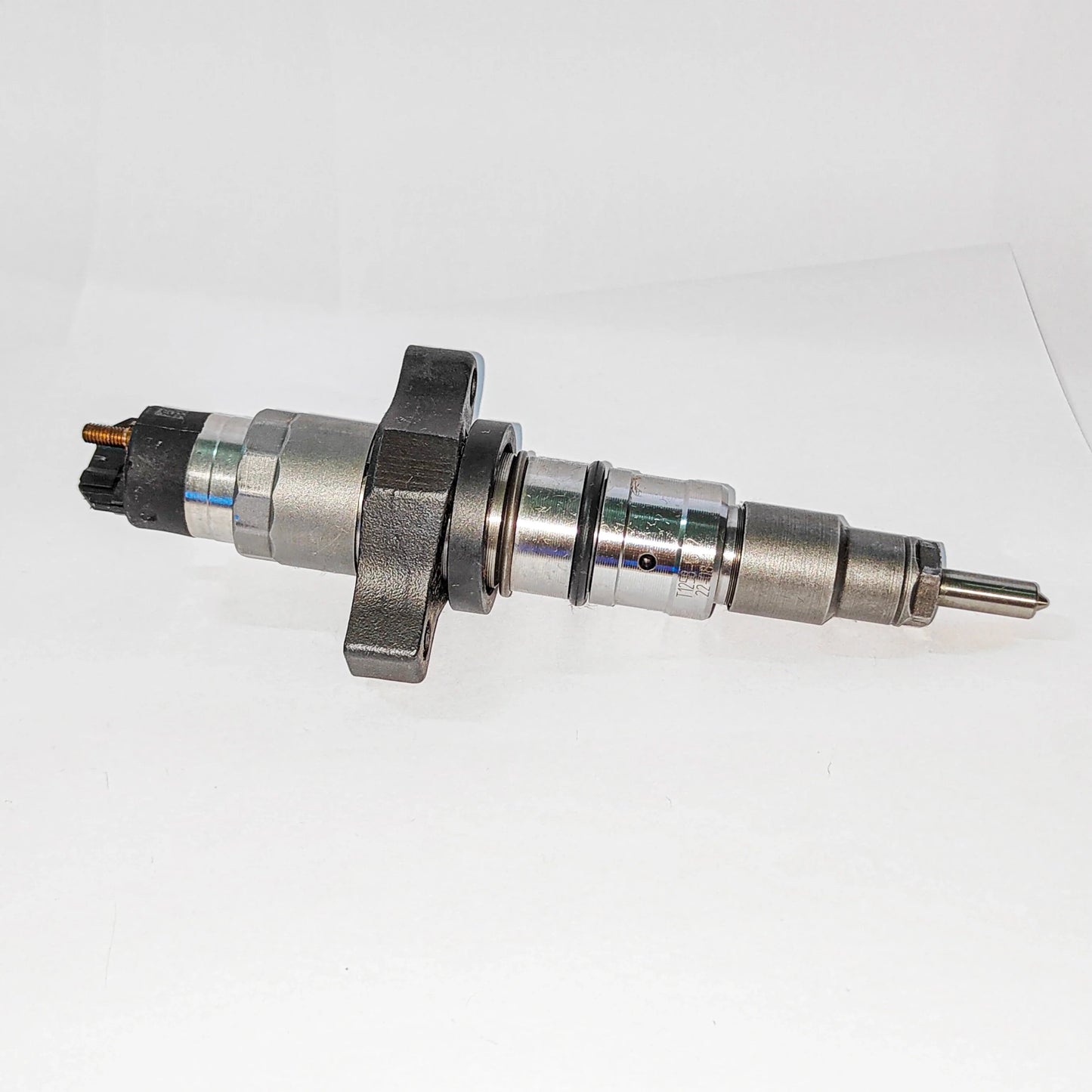 0445120007 0445120212 0445120273 New Diesel Fuel Injector Nozzle for Ford Iveco VW DAF Cummins 3.9 / 5.9