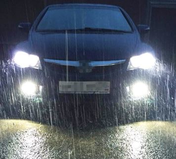 H10 (9140) 6000K 12V Flash White Light Halogen Bulbs VF Commodore Fog Light