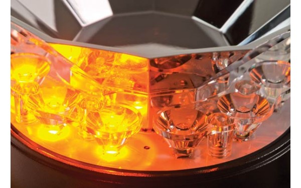 IONNIC 101000 12-36V 101 Amber 3 Bolt LED Beacon