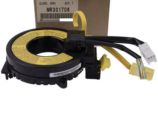 MR301706 Clock Spring Airbag Spiral Cable For MITSUBISHI PAJERO V75W 2000-2006